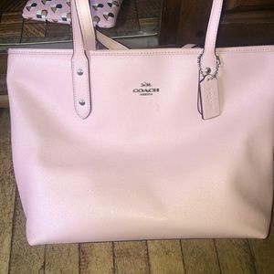 Baby pink coach purse